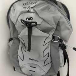 Osprey Tempest 20L Women's Hiking Backpack with Hipbelt, Aluminum Grey, WXS/S
