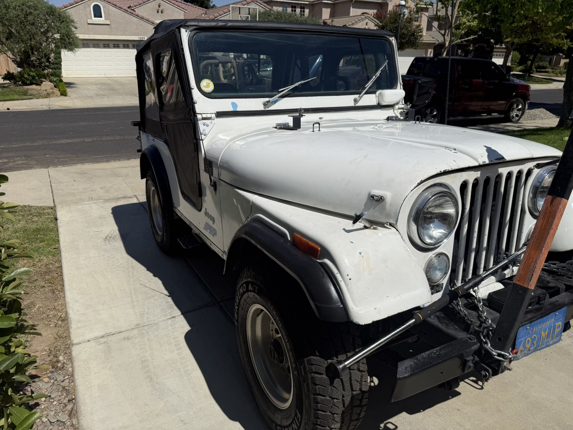 1975 Jeep Grand Wagoneer