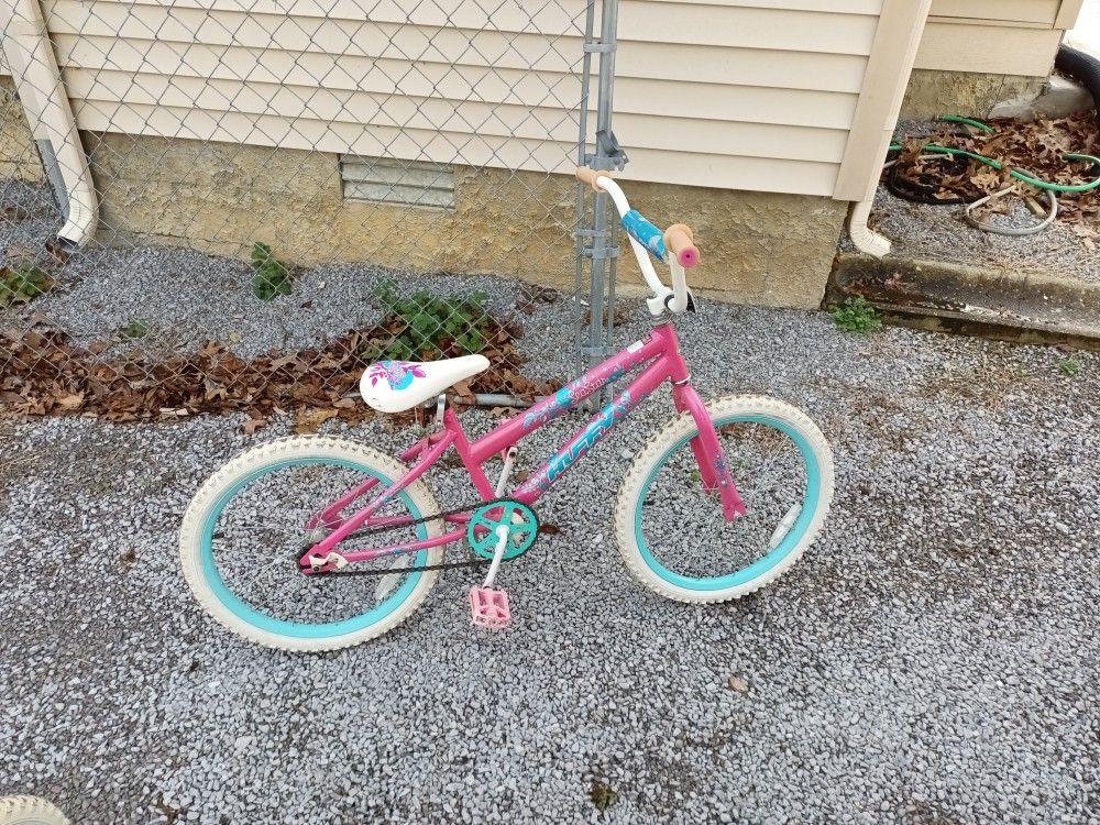 Huffy Girl 🚲