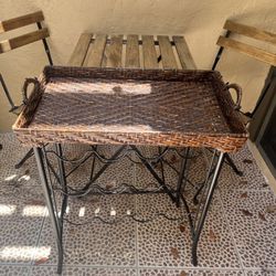  Wine Rack With Removal Tray / Mesa  Porta Vinos Con Charola Removible