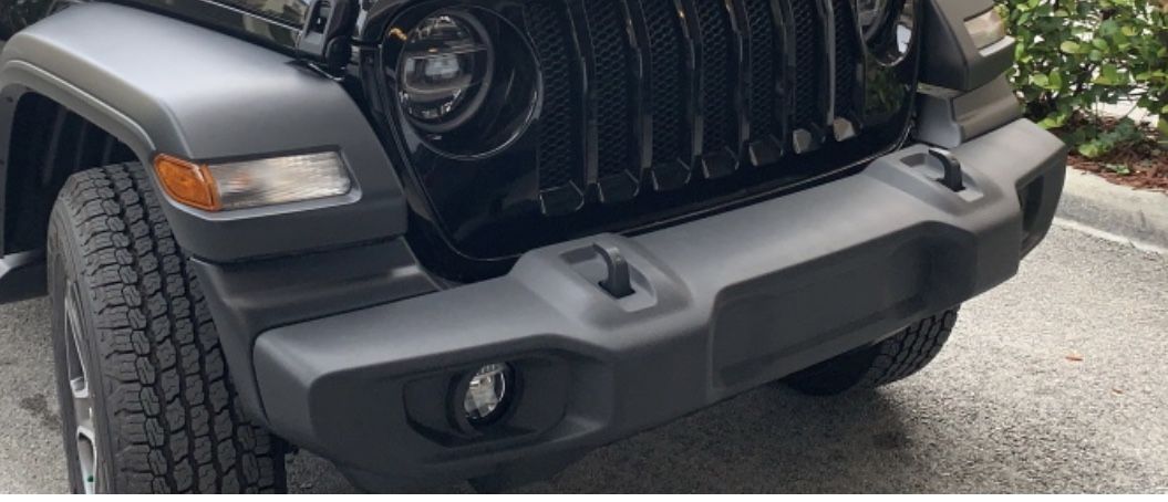 Jeep Wrangler 2021 JL  Front Bumper  And Wheel & Tires  