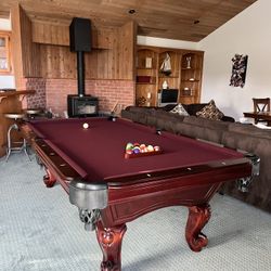 Pool Table With Dinning Top ( Free Delivery & Set Up ) 
