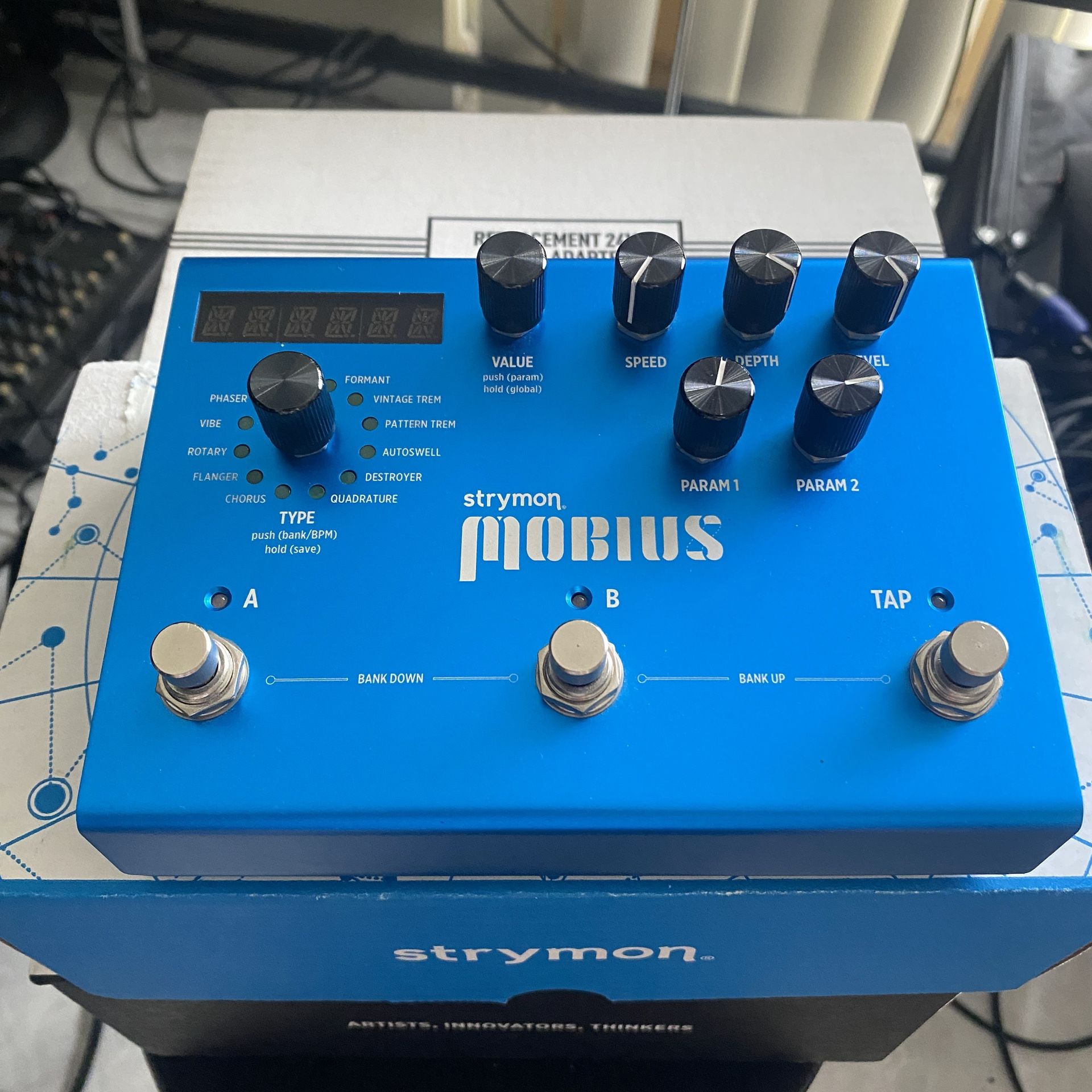Strymon Mobius 