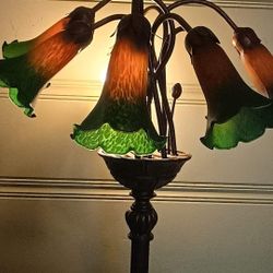 Tiffany-style Tall Floor Lamp (Blown Glass)