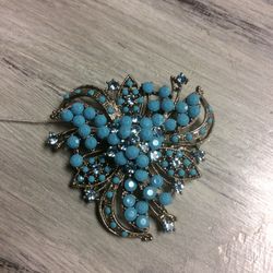 Vintage Baby Blue Broche