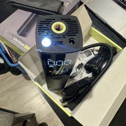 New Mini Portable Air Compressor / Flashlight