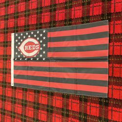 Brand New Cincinnati Reds Flag 