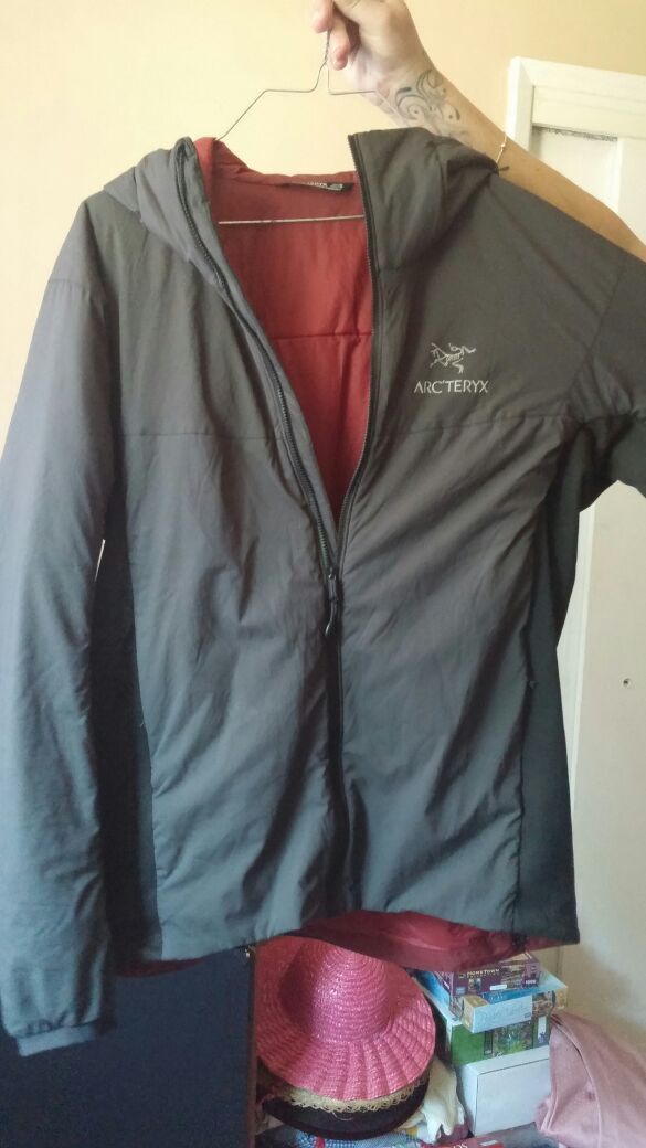 Medium men's arc'teryx jacket ca#34438