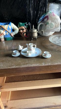 Tiny Tea Set