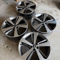 Genesis GV80 rims