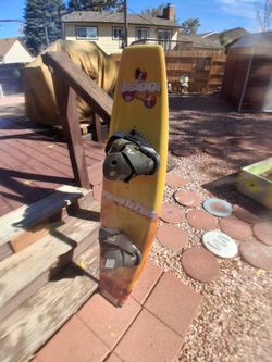 Hyperlite Wakeboard with Bindings