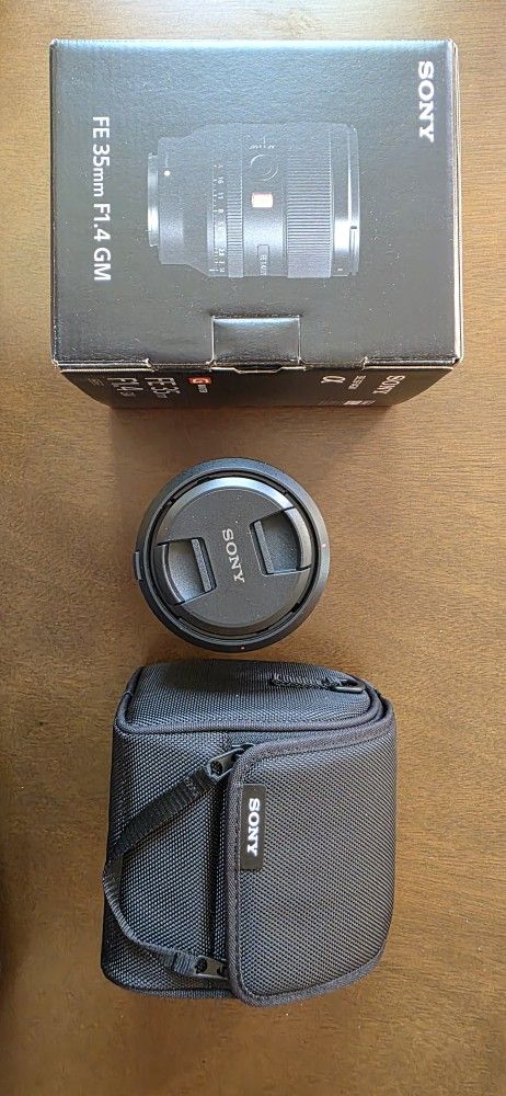 Sony 35mm GM Lens