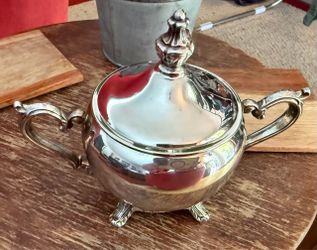 Vintage Silver-Plated Sugar Bowl with Lid