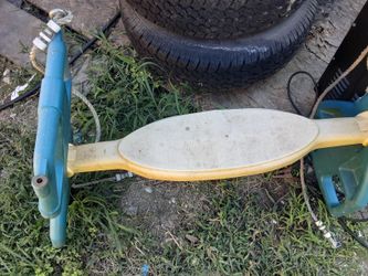 Swing missing screw can be replace