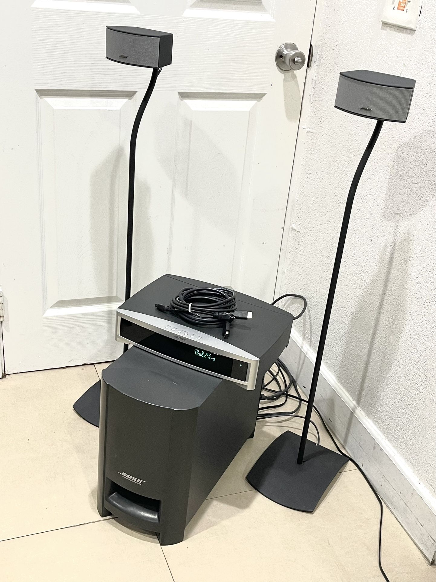 BOSE PS 3.2.1 Series III . HDMI Powered Speaker