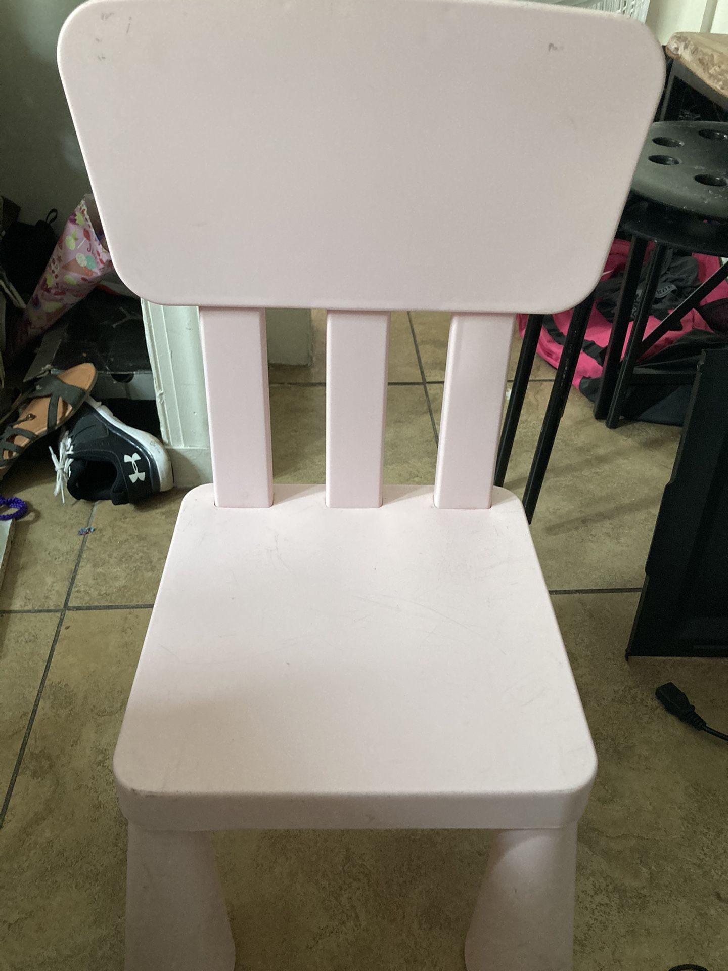 Kids chair