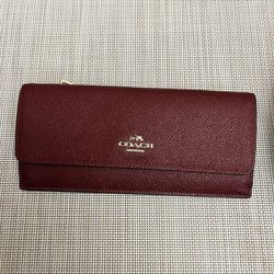 COACH💥NWOT💥 Embossed Textured Leather Soft Wallet Burgundy 52331 