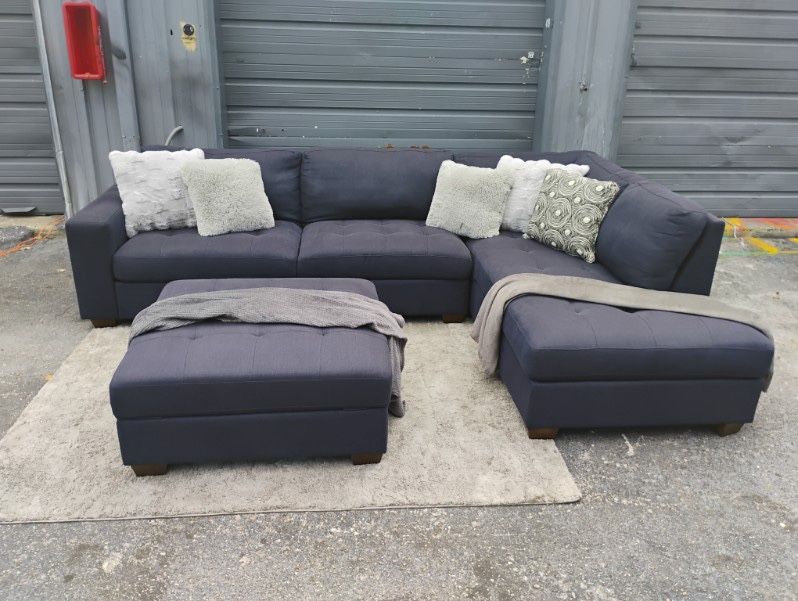 Sectional/Couch/Sofa, Blue, Jean Fabric, 120x81, Delivery Available 🚚