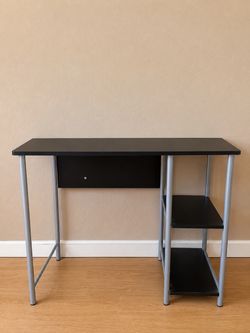 Small computer desk