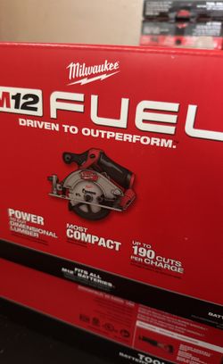 Milwaukee M12 Fuel Cordless Circular Saw
