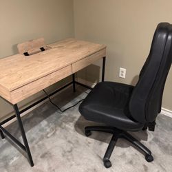Desk And Chair Excellent Condition Like New