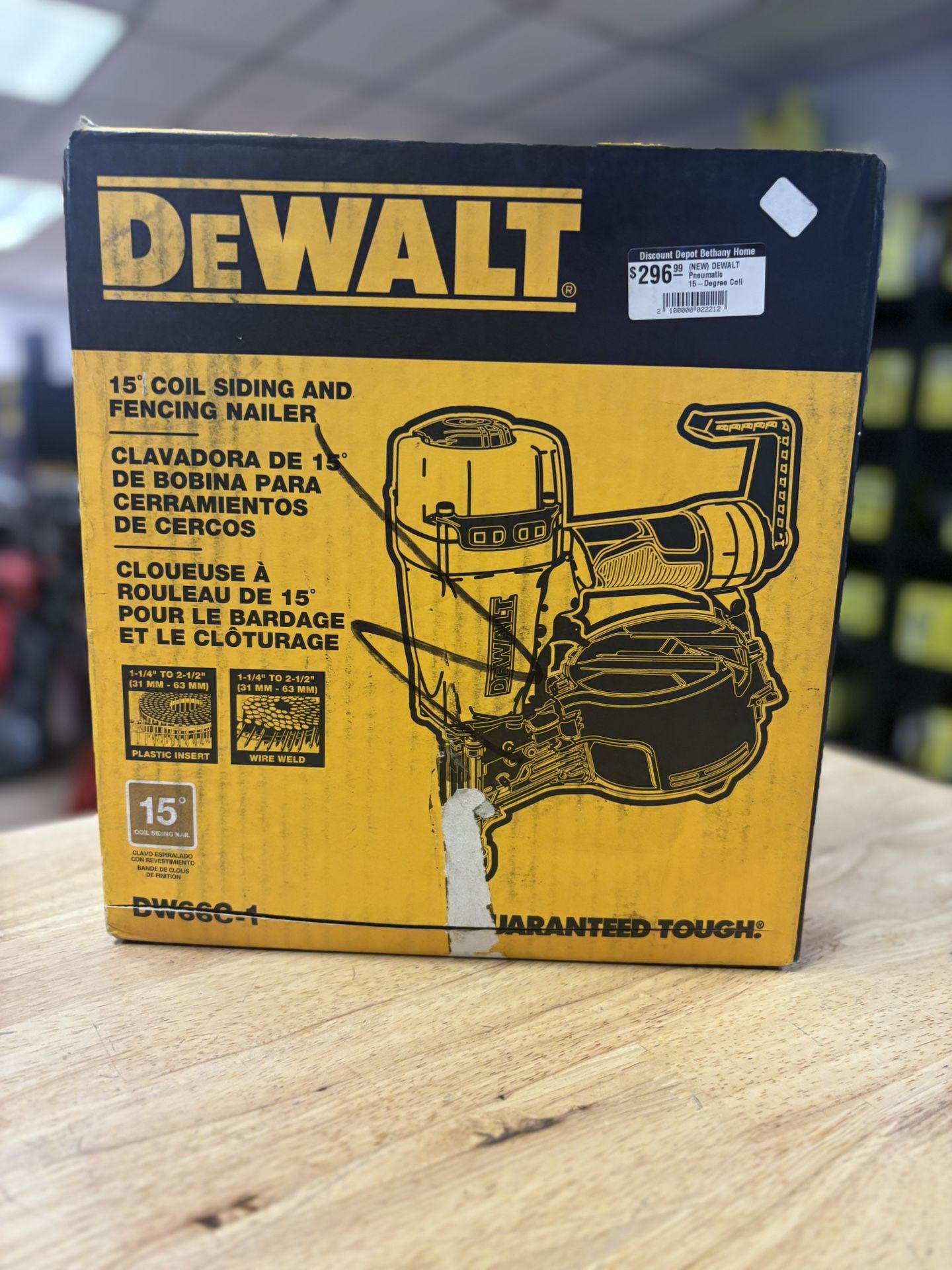 Pneumatic 15-Degree Coil Corded Siding Nailer