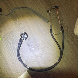 Stethoscope  New  Excellent Condition Never Used Missing Original Box