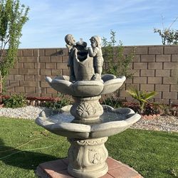 New Fountain Made Out Of Cement Perfect Gift 