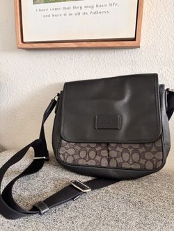 Coach Signature Canvas and Leather Mens Messenger Bag