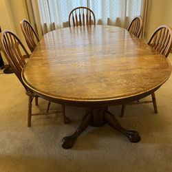 Large Oak Dining Table w/Chairs