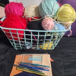 Crochet Hooks & Yarn