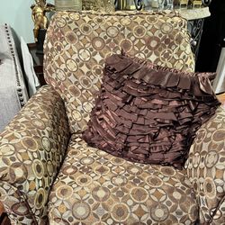 Recliner With Decorative Pillow