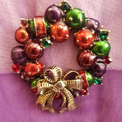  Christmas Rhinestone Brooch Pin Wreath F12