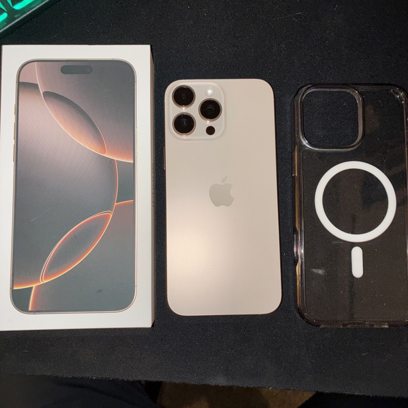 OPEN BOX Apple iPhone 16 Pro Max 256GB | T-Mobile, Mint, Metro