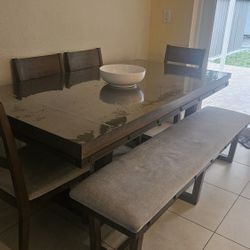 Mesa De Comedor - Dining Room Table