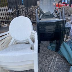 Used Ghost Chairs With Arms 