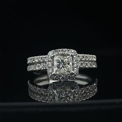 14kt Princess cut wedding set with halo and band