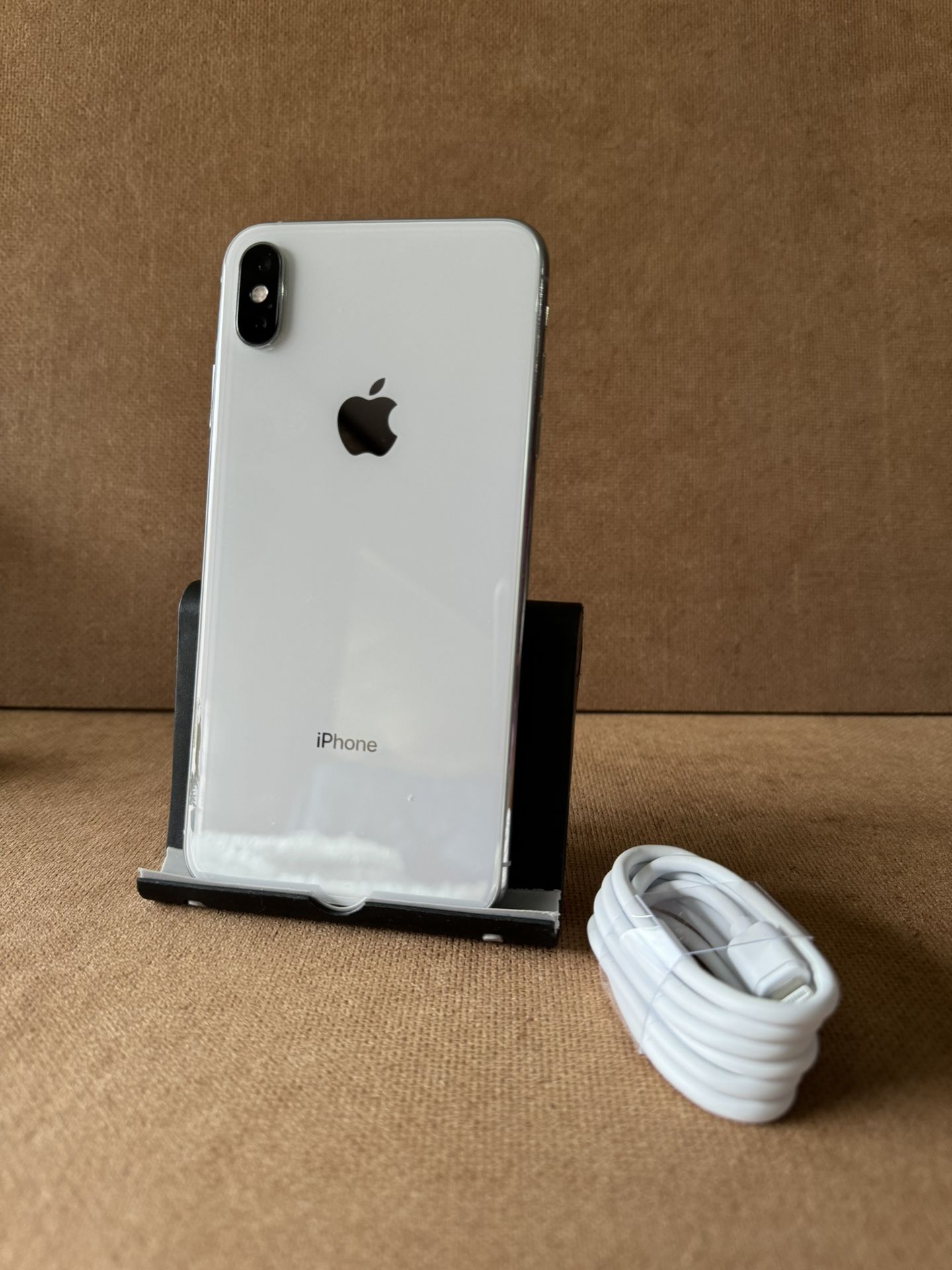 iPhone xs max 256gb gold unlocked