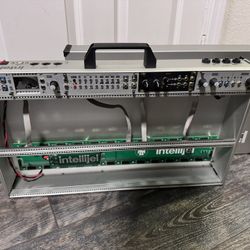 Intellijel 7u 104hp Eurorack Synthesizer Case