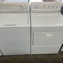 Kenmore Washer And Kenmore Eléctric Dryer 