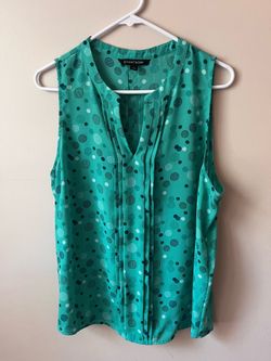 Green polka dot top