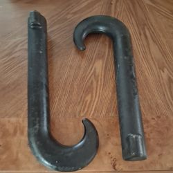 Tow hooks