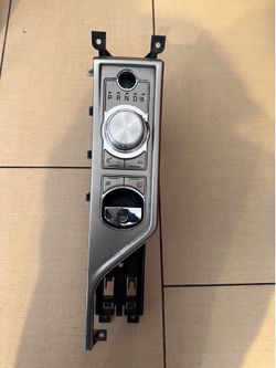 Jaguar XF Gear Selector Console