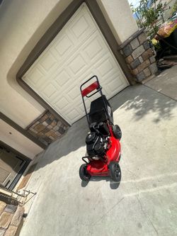 Toro commercial self propelled lawn mower with clutch in good working conditions