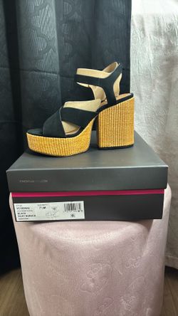 Vince Camuto Heels