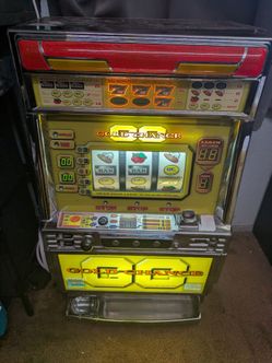 Old slot/coin machine