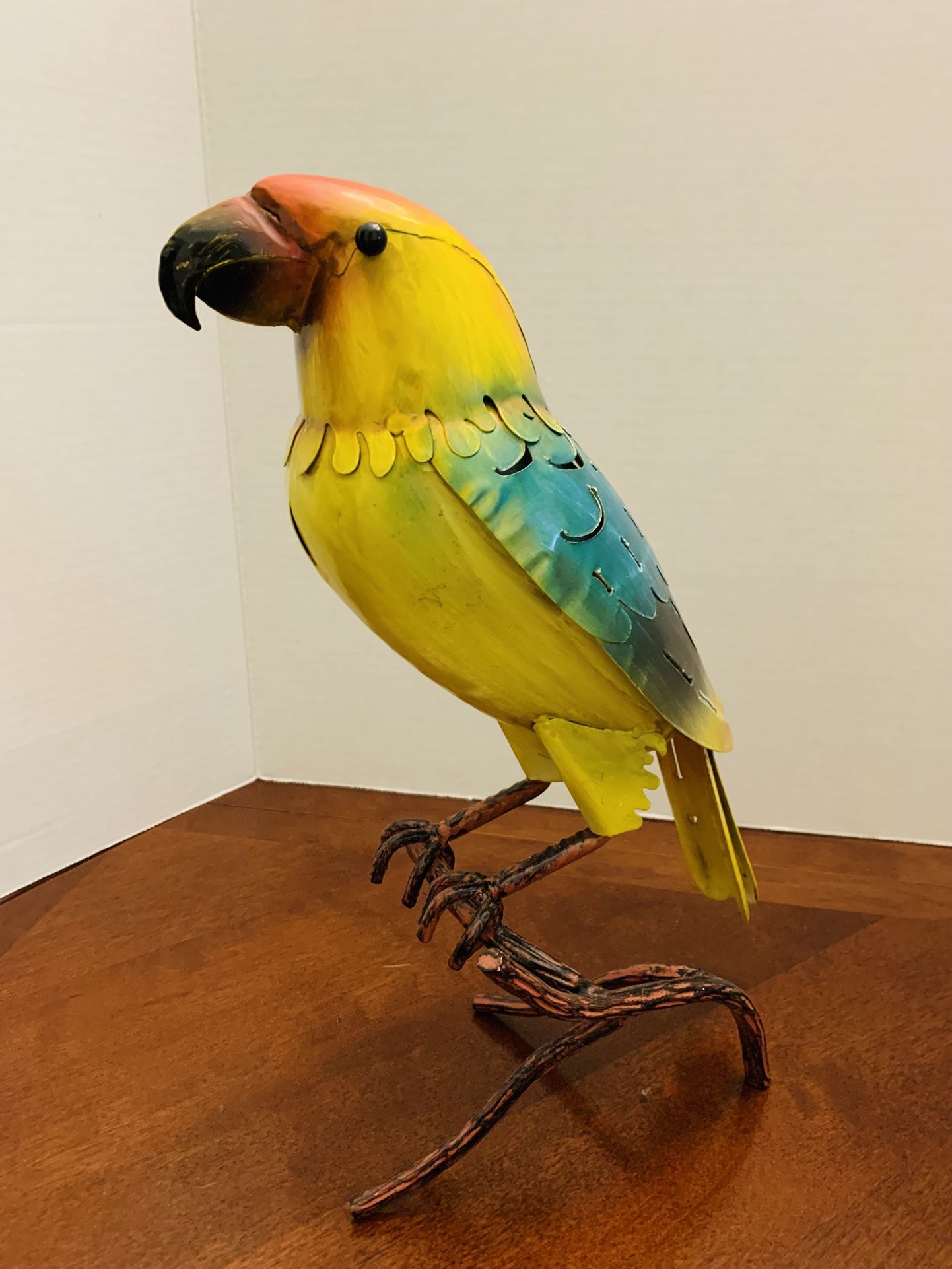 Decorative Parrot Figurine