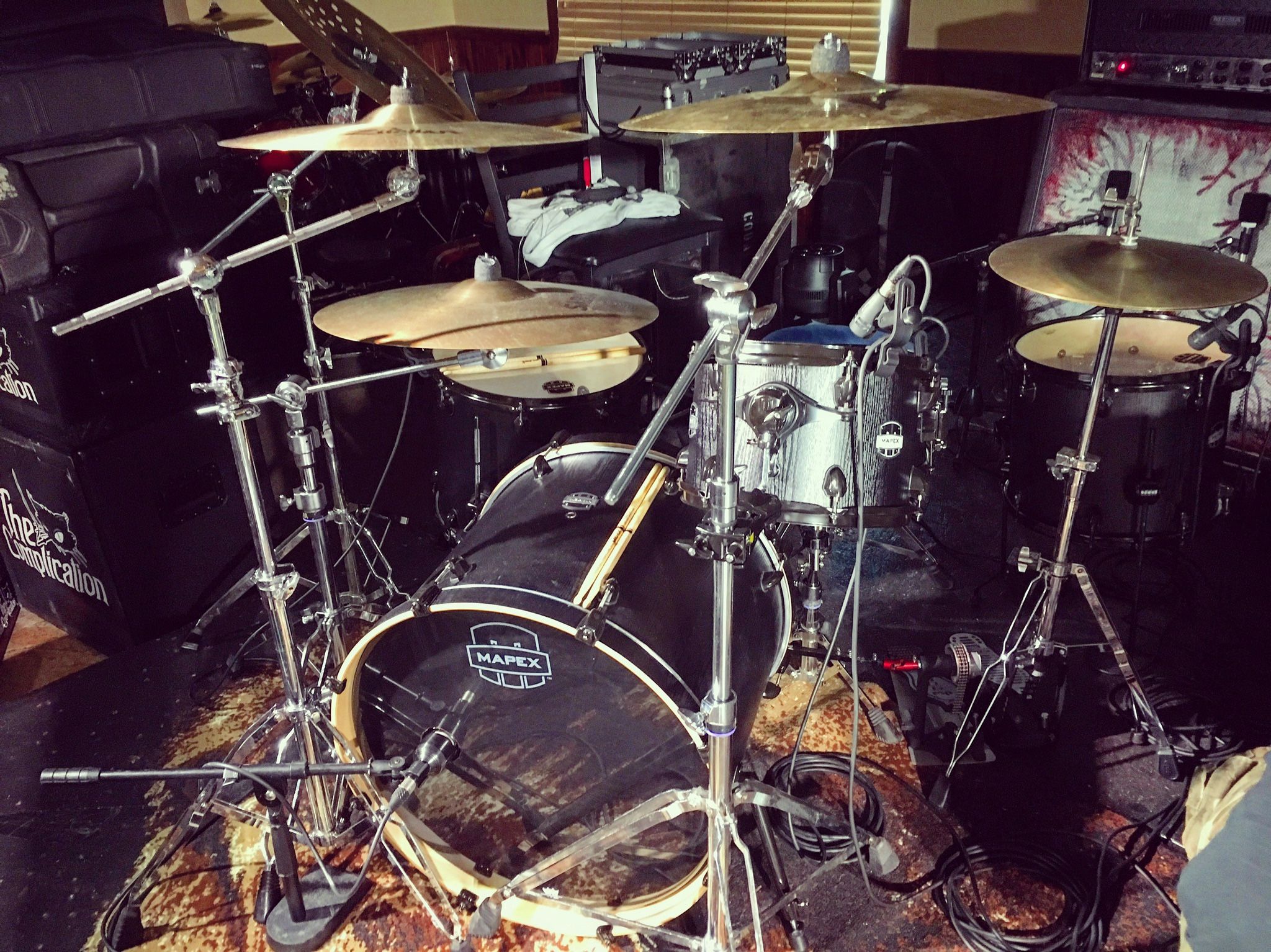 Mapex Drum Set with Cymbals, Stands, DW Double Kick Pedal & Throne