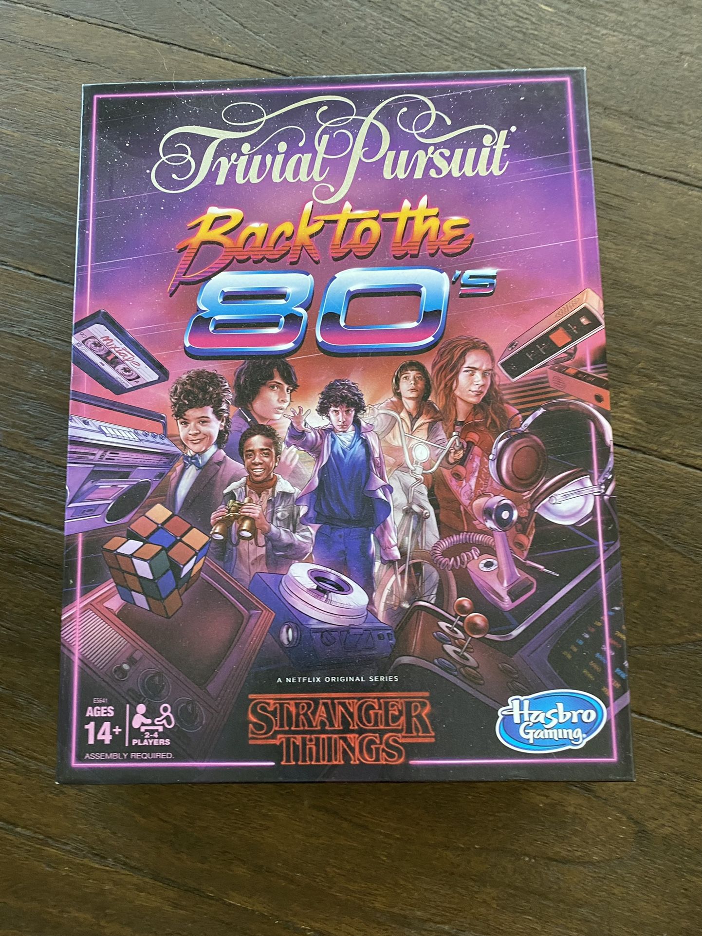 Trivial Pursuit 80s Stranger Things Themed Game