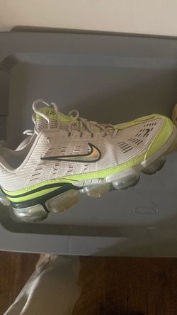 Vapor max and Yeezy